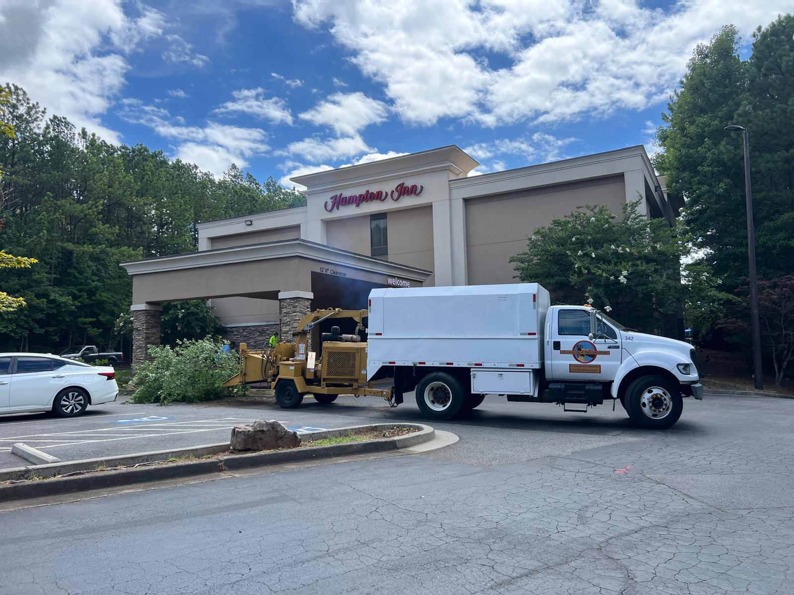 Commercial Tree Service, Hampton Inn Atlanta